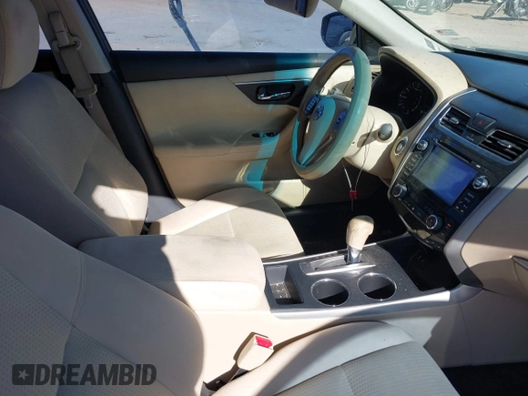 2015 Nissan Altima SV with VIN 1N4AL3AP8FC133739, listed as a IAAI auction lot 42117883 with 239,614 mi miles and . Bid and sale history available at carsss.com. Image 5.