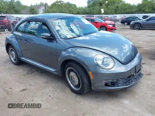 2012 Volkswagen Beetle 2.5L w/Sun PZEV с VIN 3VWJP7ATXCM610827, выставлен на аукционе IAAI как лот 42272801 с пробегом 107 069 миль миль и . История ставок и продаж доступна на DreamBid. Изображение 1.