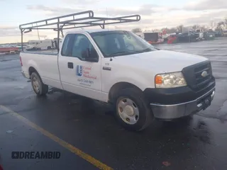 2006 Ford F-150 XL with VIN 1FTRF12W06NA21780, listed as a IAAI auction lot 41695433 with 395,355 mi miles and . Bid and sale history available at DreamBid. Image 1.