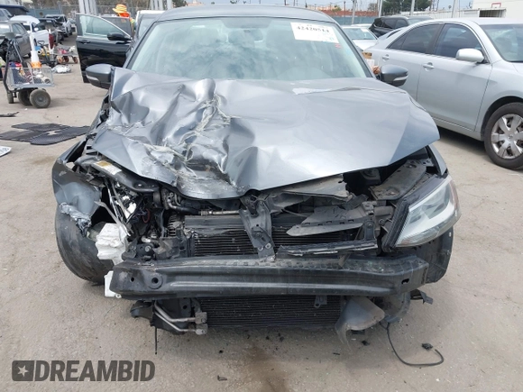2012 Volkswagen Jetta SE z VIN 3VWDP7AJ0CM025153, wystawiony jako IAAI lot #42420514 z przebiegiem 116 660 mil mil oraz . Historia ofert i sprzedaży dostępna na DreamBid. Obrazek 12.