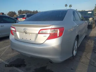 2013 Toyota Camry L with VIN 4T1BF1FK4DU237378, listed as a IAAI auction lot 41921337 with 127,535 mi miles. Bid and sale history available at carsss.com. Image 4.