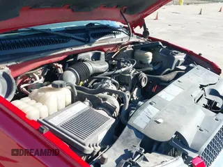 2005 Chevrolet Silverado 1500 Work Truck с VIN 1GCEC19X15Z354924, выставлен на аукционе IAAI как лот 41407337 с пробегом 136 538 миль миль и . История ставок и продаж доступна на DreamBid. Изображение 12.