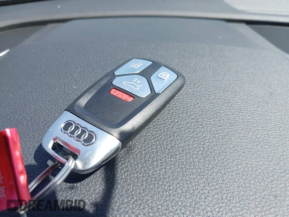 2023 Audi Q5 Sportback S line Premium Plus with VIN WA15AAFY8P2176437, listed as a IAAI auction lot 41352886 with 7,639 mi miles and . Bid and sale history available at DreamBid. Image 11.
