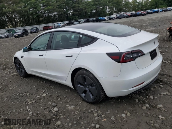 2023 Tesla Model 3 z VIN 5YJ3E1EA3PF574626, wystawiony jako Copart lot #61131145 z przebiegiem 17 390 mil mil oraz Szkoda całkowita • Salvage title. Historia ofert i sprzedaży dostępna na DreamBid. Obrazek 2.