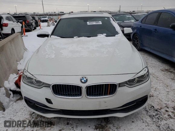 2018 BMW 3 Series 330e iPerformance with VIN WBA8E1C54JA167505, listed as a Copart auction lot 45371995 with 131,486 mi miles and Clean Title. Bid and sale history available at carsss.com. Image 5.