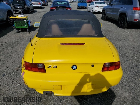 1997 BMW 3 Series 1.9L with VIN 4USCH7323VLE05171, listed as a Copart auction lot 45728635 with 81,239 mi miles and Clean Title. Bid and sale history available at carsss.com. Image 6.