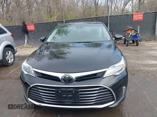 2018 Toyota Avalon XLE with VIN 4T1BK1EB2JU271022, listed as a IAAI auction lot 41888633 with 44,946 mi miles and . Bid and sale history available at DreamBid. Image 12.