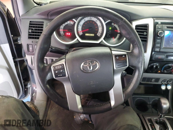 2013 Toyota Tacoma with VIN 5TFMU4FNXDX013268, listed as a IAAI auction lot 42631333 with 298,790 mi miles and . Bid and sale history available at DreamBid. Image 2.