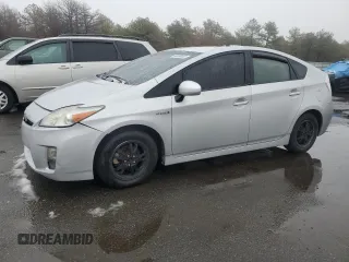 2010 Toyota Prius II z VIN JTDKN3DUXA0214200, wystawiony jako Copart lot #44058655 z przebiegiem 208 058 mil mil oraz Nie do naprawy • Non repairable. Historia ofert i sprzedaży dostępna na DreamBid. Obrazek 1.