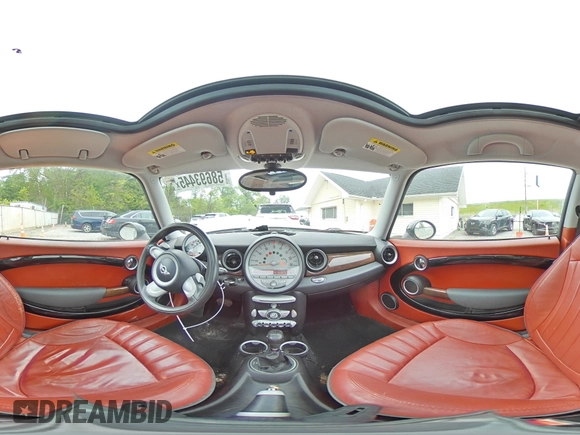 2008 MINI Hardtop with VIN WMWMF33508TT65360, listed as a Copart auction lot 58693445 with 105,783 mi miles and Salvage title. Bid and sale history available at DreamBid. Image 15.