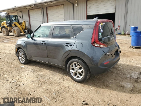 2022 Kia Soul LX with VIN KNDJ23AU3N7807984, listed as a Copart auction lot 44138885 with 40,933 mi miles and Salvage Title. Bid and sale history available at carsss.com. Image 2.