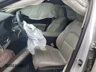 2021 Cadillac XT4 FWD Premium Luxury z VIN 1GYFZCR40MF000293, wystawiony jako Copart lot #58710565 z przebiegiem 49 721 mil mil oraz Szkody całkowita. Historia ofert i sprzedaży dostępna na DreamBid. Obrazek 7.