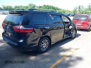 2020 Toyota Sienna XLE Auto Access Seat with VIN 5TDYZ3DC7LS035294, listed as a IAAI auction lot 42557047 with 38,986 mi miles and . Bid and sale history available at DreamBid. Image 4.
