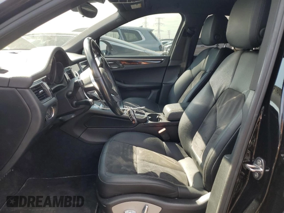 2017 Porsche Macan with VIN WP1AA2A57HLB01147, listed as a Copart auction lot 48677805 with 107,473 mi miles and Salvage Title. Bid and sale history available at DreamBid. Image 7.