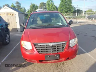 2006 Chrysler Town & Country Touring with VIN 2A4GP54L06R871145, listed as a IAAI auction lot 42199513 with 141,772 mi miles and . Bid and sale history available at DreamBid. Image 12.