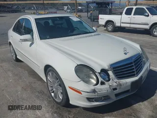 2007 Mercedes-Benz E-Class 3.5L with VIN WDBUF56X77B032765, listed as a IAAI auction lot 41974396 with 190,361 mi miles. Bid and sale history available at carsss.com. Image 1.