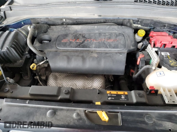 2020 Jeep Renegade Altitude with VIN ZACNJABB4LPL70631, listed as a Copart auction lot 87851985 with 76,442 mi miles and Clean Title. Bid and sale history available at DreamBid. Image 12.
