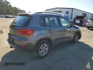 2016 Volkswagen Tiguan S with VIN WVGBV7AX0GW524346, listed as a Copart auction lot 87221564 with 163,609 mi miles and Salvage Title. Bid and sale history available at DreamBid. Image 3.