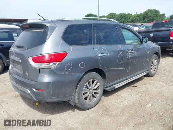 2015 Nissan Pathfinder S with VIN 5N1AR2MN3FC659737, listed as a IAAI auction lot 42238190 with 154,763 mi miles and . Bid and sale history available at DreamBid. Image 4.