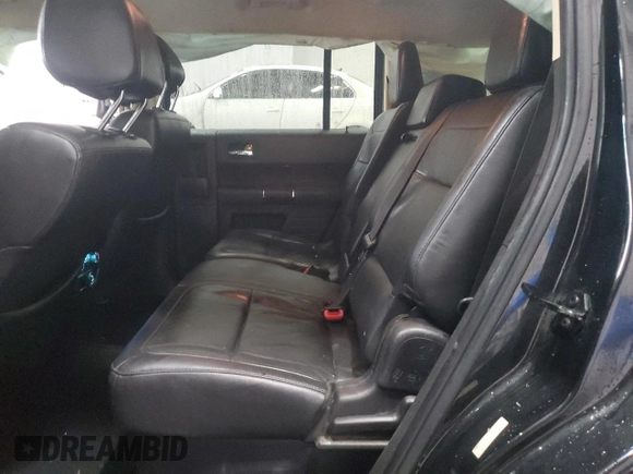 2015 Ford Flex Limited z VIN 2FMHK6D86FBA09305, wystawiony jako Copart lot #57814825 z przebiegiem 187 621 mil mil oraz Czysty tytuł • Clean title. Historia ofert i sprzedaży dostępna na DreamBid. Obrazek 11.