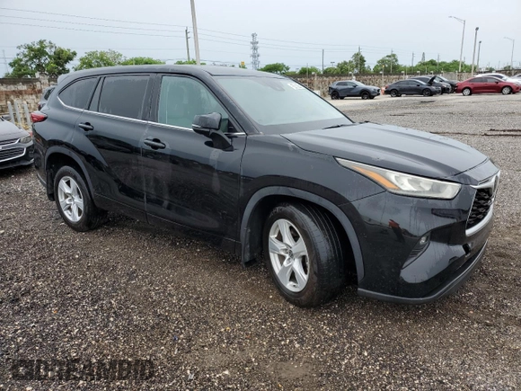 2022 Toyota Highlander LE z VIN 5TDBZRBH2NS181130, wystawiony jako Copart lot #51439145 z przebiegiem 80 927 mil mil oraz Czysty tytuł • Clean title. Historia ofert i sprzedaży dostępna na DreamBid. Obrazek 4.