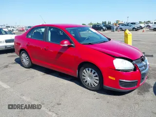 2008 Volkswagen Jetta S with VIN 3VWJM71K48M176590, listed as a IAAI auction lot 42642874 with 136,595 mi miles and . Bid and sale history available at DreamBid. Image 1.