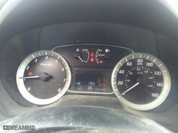 2015 Nissan Sentra S with VIN 3N1AB7AP3FY330624, listed as a IAAI auction lot 41906215 with 144,440 mi miles. Bid and sale history available at carsss.com. Image 7.