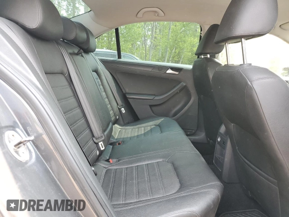 2013 Volkswagen Jetta S z VIN 3VW2K7AJXDM405009, wystawiony jako Copart lot #58663835 z przebiegiem 183 369 mil mil oraz Czysty tytuł • Clean title. Historia ofert i sprzedaży dostępna na DreamBid. Obrazek 10.