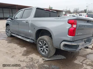 2022 Chevrolet Silverado 1500 LTD LT with VIN 3GCUYDED4NG139998, listed as a IAAI auction lot 41441325 with 45,329 mi miles. Bid and sale history available at carsss.com. Image 3.