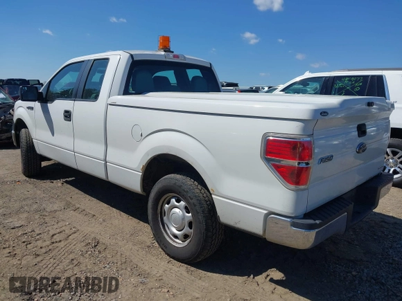 2013 Ford F-150 XL с VIN 1FTEX1EM9DKF27158, выставлен на аукционе IAAI как лот 41893593 с пробегом 254 602 миль миль и . История ставок и продаж доступна на DreamBid. Изображение 3.