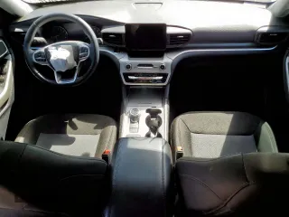 2022 Ford Explorer XLT z VIN 1FMSK7DH3NGA83915, wystawiony jako Copart lot #50222075 z przebiegiem 71 265 mil mil oraz Szkoda całkowita • Salvage title. Historia ofert i sprzedaży dostępna na DreamBid. Obrazek 8.