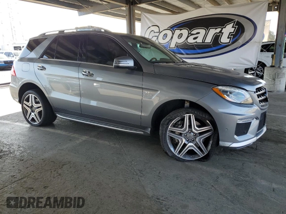 2012 Mercedes-Benz M 63 AMG z VIN 4JGDA7EB8CA090817, wystawiony jako Copart lot #59903915 z przebiegiem 101 046 mil mil oraz Szkoda całkowita • Salvage title. Historia ofert i sprzedaży dostępna na DreamBid. Obrazek 4.