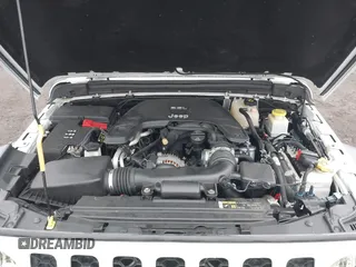 2020 Jeep Gladiator Sport S z VIN 1C6HJTAG0LL129461, wystawiony jako IAAI lot #41464713 z przebiegiem 66 625 mil mil oraz . Historia ofert i sprzedaży dostępna na DreamBid. Obrazek 10.