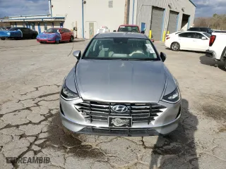 2022 Hyundai Sonata SE with VIN 5NPEG4JA9NH135536, listed as a Copart auction lot 47801255 with 98,798 mi miles and Salvage Title. Bid and sale history available at carsss.com. Image 5.