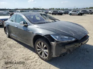 2014 Tesla Model S 60 с VIN 5YJSA1H15EFP49412, выставлен на аукционе Copart как лот 60476835 с пробегом 96 202 миль миль и Списание • Salvage title. История ставок и продаж доступна на DreamBid. Изображение 4.