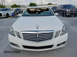 2013 Mercedes-Benz E 350 Luxury with VIN WDDHF5KB5DA728352, listed as a Copart auction lot 59737655 with 68,286 mi miles and Salvage title. Bid and sale history available at DreamBid. Image 5.