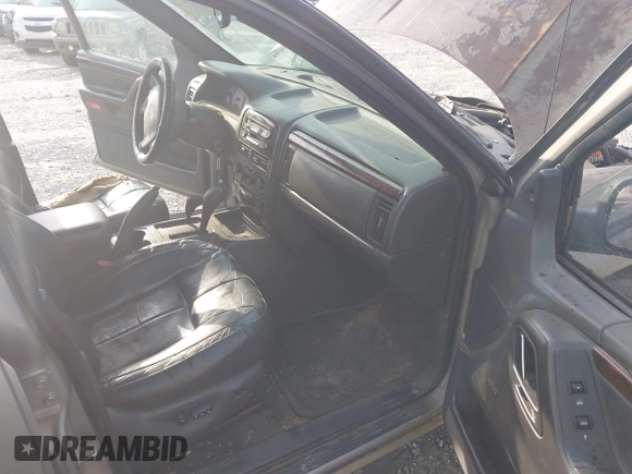 2001 Jeep Grand Cherokee Limited with VIN 1J4GW58N31C510766, listed as a IAAI auction lot 42107607 with 305,893 mi miles and . Bid and sale history available at DreamBid. Image 5.