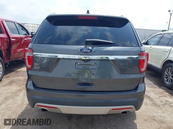2017 Ford Explorer XLT with VIN 1FM5K7D82HGA76097, listed as a IAAI auction lot 42242169 with Not provided miles and . Bid and sale history available at DreamBid. Image 16.