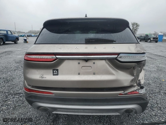 2020 Lincoln Corsair Standard with VIN 5LMCJ1C90LUL16286, listed as a Copart auction lot 42032235 with 26,165 mi miles and Salvage Title. Bid and sale history available at carsss.com. Image 6.