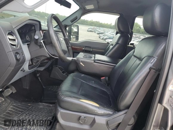 2011 Ford F-250 XL с VIN 1FT7W2BT5BEA96892, выставлен на аукционе Copart как лот 55018015 с пробегом 205 440 миль миль и Списание • Salvage title. История ставок и продаж доступна на DreamBid. Изображение 7.