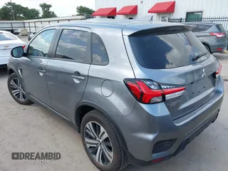 2024 Mitsubishi Outlander S z VIN JA4ARUAU3RU015370, wystawiony jako IAAI lot #42419186 z przebiegiem 26 526 mil mil oraz . Historia ofert i sprzedaży dostępna na DreamBid. Obrazek 3.