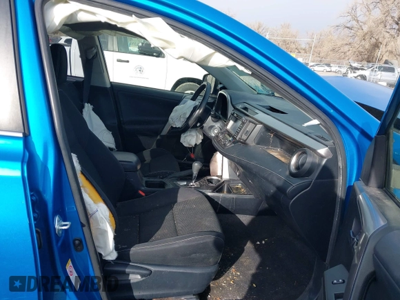 2016 Toyota RAV4 XLE with VIN JTMRFREV4GD186580, listed as a IAAI auction lot 40916703 with 117,120 mi miles and . Bid and sale history available at DreamBid. Image 5.