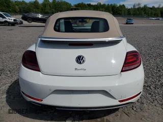 2019 Volkswagen Beetle S с VIN 3VW5DAAT6KM501562, выставлен на аукционе Copart как лот 57631785 с пробегом Не указан миль и Списание • Salvage title. История ставок и продаж доступна на DreamBid. Изображение 6.