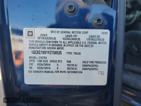 2000 Chevrolet Silverado 1500 LS with VIN 1GCEC19V1YZ156525, listed as a Copart auction lot 79340834 with 274,437 mi miles and Salvage Title. Bid and sale history available at carsss.com. Image 14.
