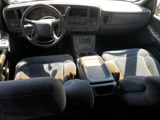 2001 Chevrolet Silverado 1500 LT with VIN 1GCEC19T41Z189653, listed as a Copart auction lot 49685925 with 393,922 mi miles and Salvage Title. Bid and sale history available at carsss.com. Image 8.