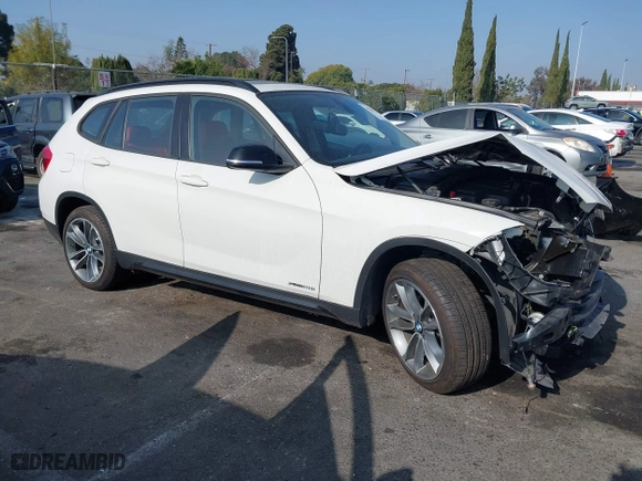 2014 BMW X1 xDrive28i with VIN WBAVL1C52EVY23658, listed as a IAAI auction lot 41153436 with 26,791 mi miles. Bid and sale history available at carsss.com. Image 14.