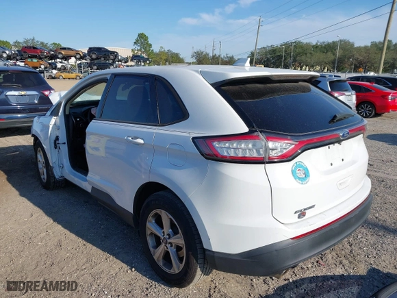 2015 Ford Edge SE with VIN 2FMTK3G81FBB37553, listed as a IAAI auction lot 41316586 with 1 mi miles. Bid and sale history available at carsss.com. Image 3.
