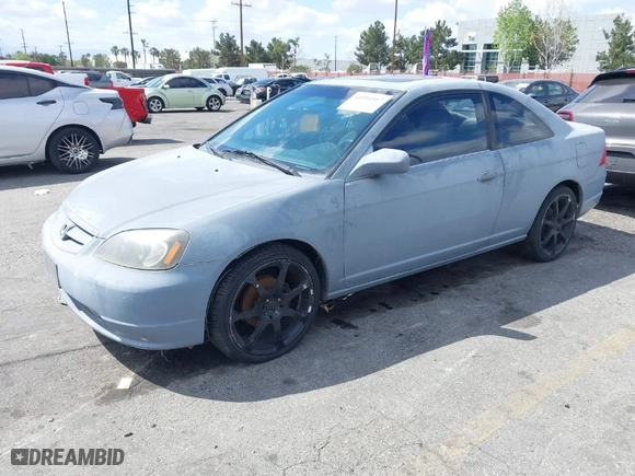 2001 Honda Civic EX with VIN 1HGEM22931L038194, listed as a IAAI auction lot 41916517 with 220,037 mi miles. Bid and sale history available at carsss.com. Image 2.