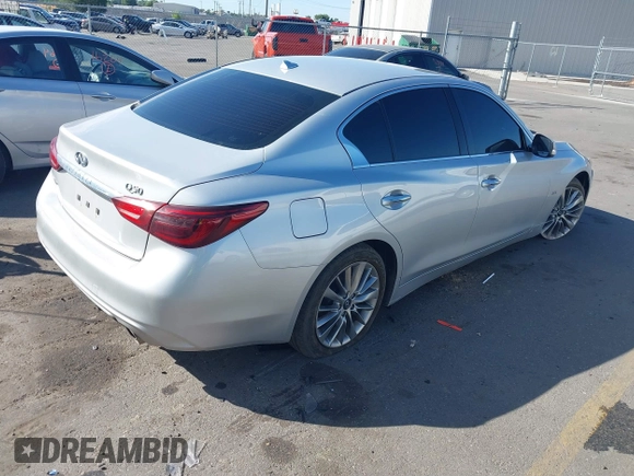 2020 Infiniti Q50 Premium with VIN JN1EV7AR6LM252414, listed as a IAAI auction lot 40101180 with 82,173 mi miles and . Bid and sale history available at DreamBid. Image 4.