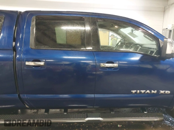 2017 Nissan Titan Pro-4X z VIN 1N6BA1F44HN551551, wystawiony jako IAAI lot #41581877 z przebiegiem 64 834 mil mil oraz . Historia ofert i sprzedaży dostępna na DreamBid. Obrazek 14.